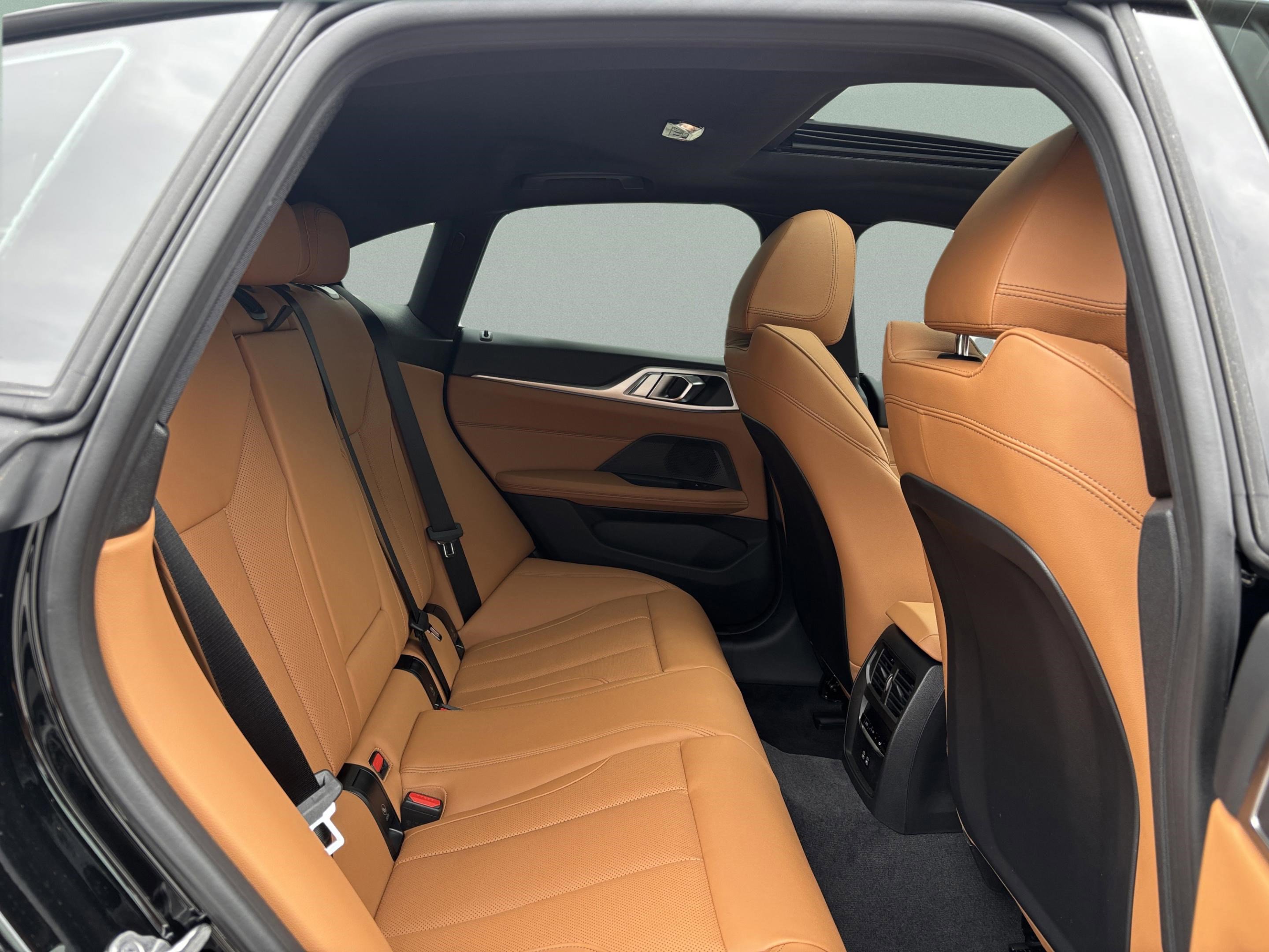 Used 2026 BMW i4 eDrive40 w/ Parking Assistance Package image 21