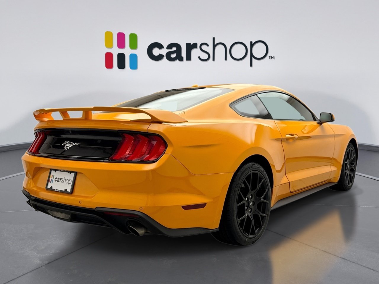 Used 2018 Ford Mustang Premium w/ Ecoboost Performance Package RWD image 5