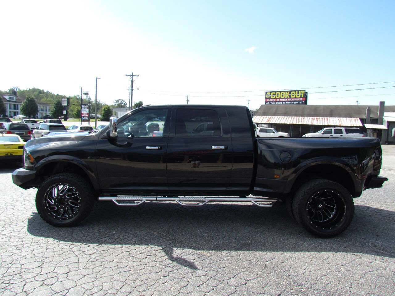 Used 2011 RAM 3500 Laramie w/ Protection Group image 4