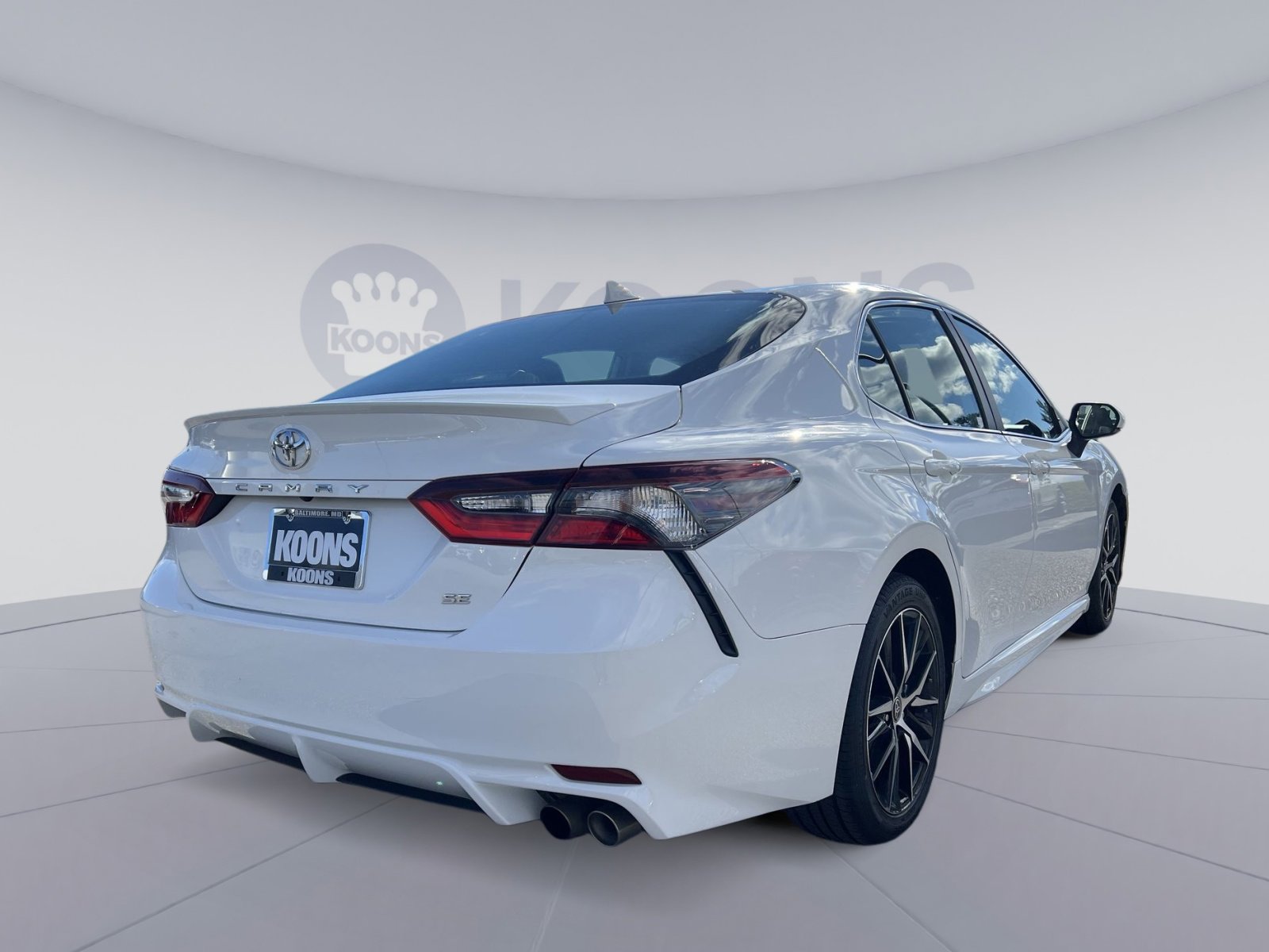 Used 2022 Toyota Camry SE image 7