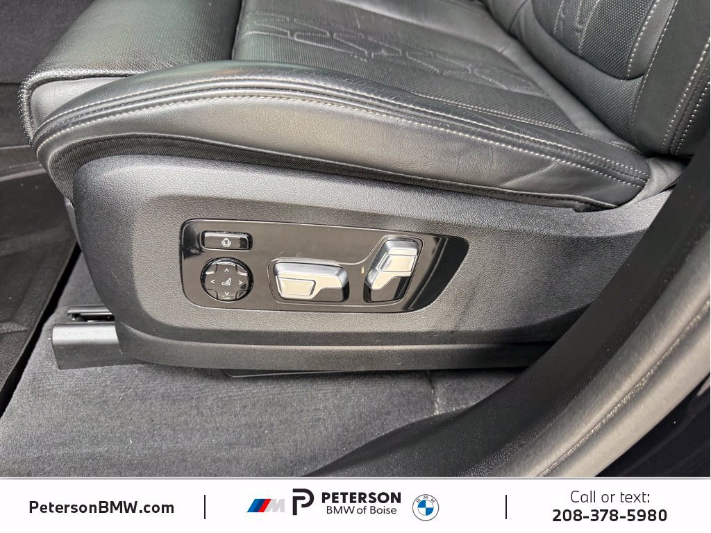 Used 2019 BMW X5 xDrive50i w/ M Sport Package AWD/4WD image 26