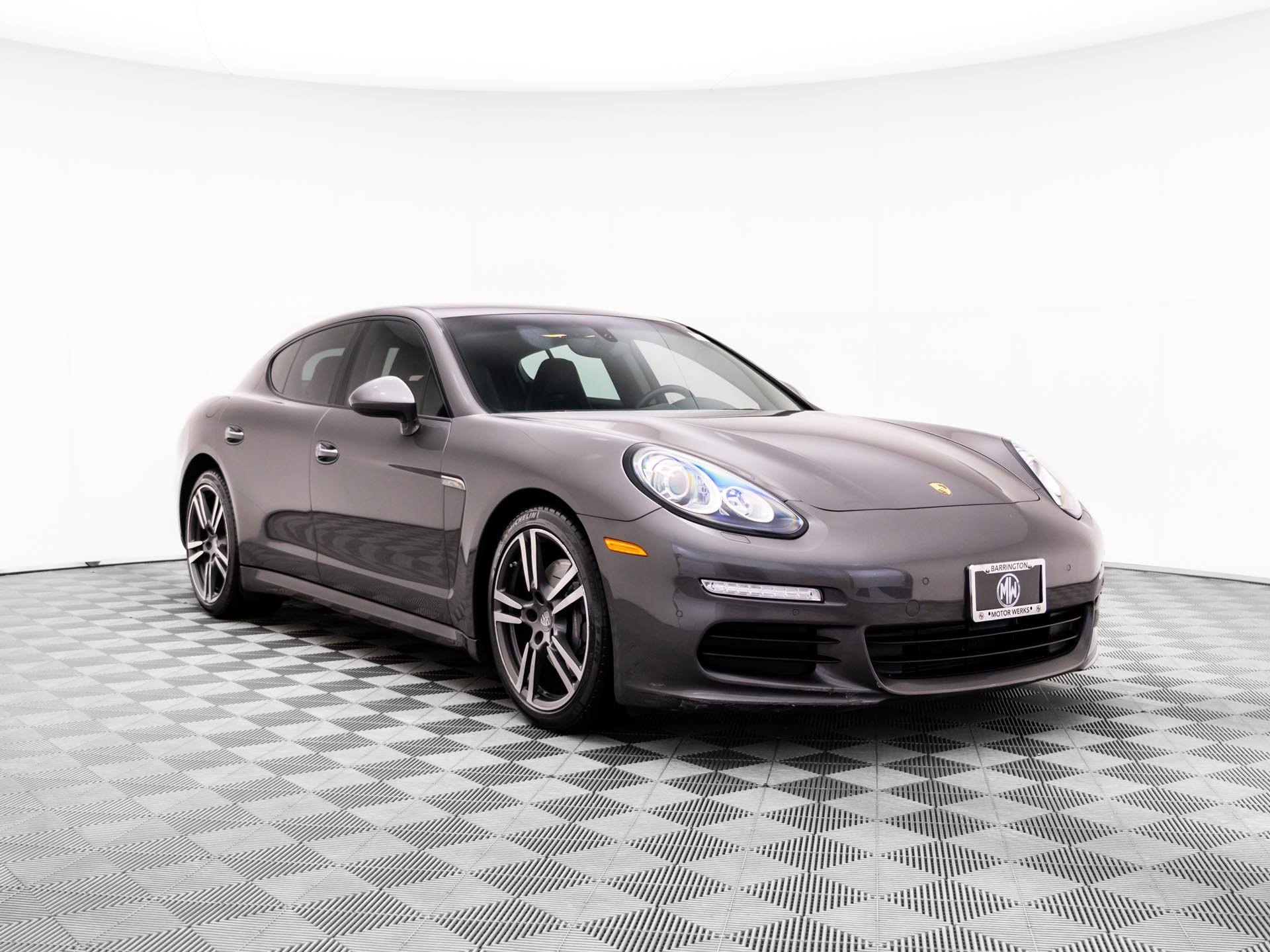 Used 2015 Porsche Panamera image 6