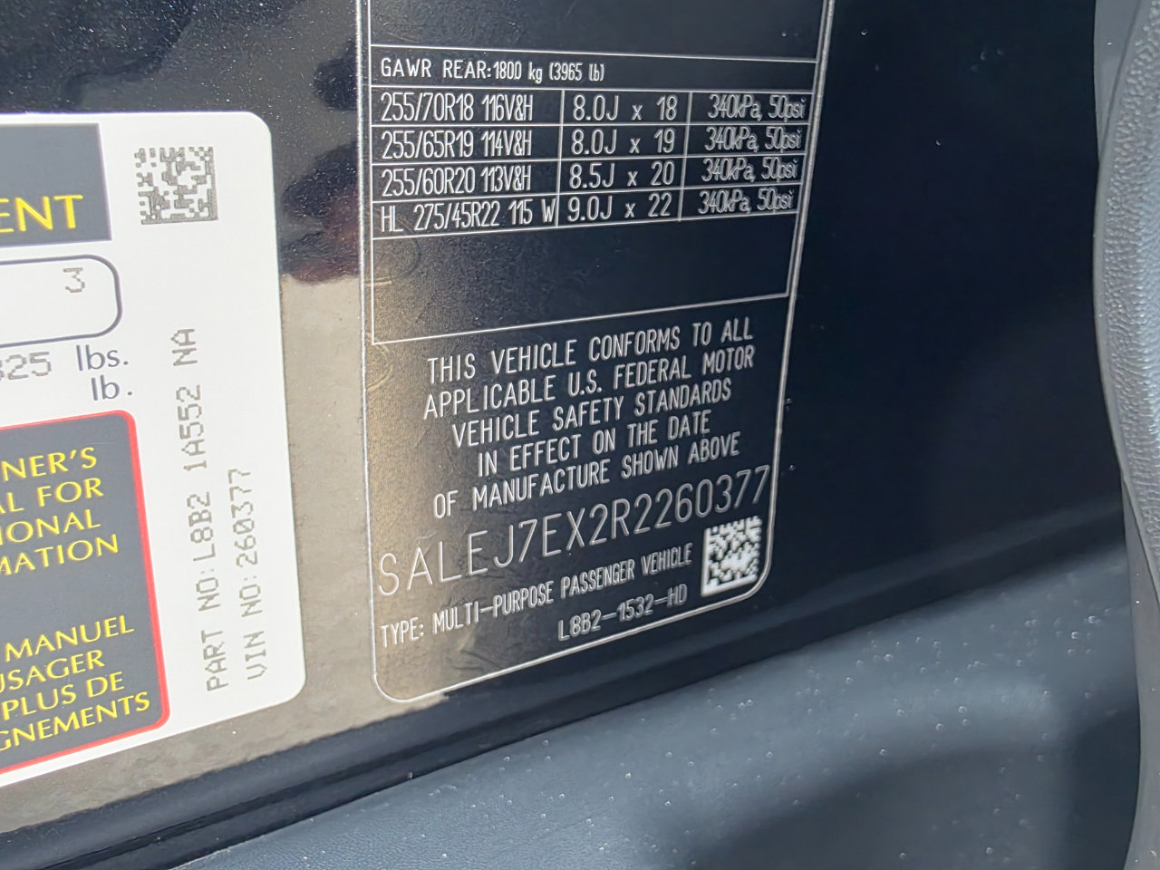 Used 2024 Land Rover Defender 110 S image 30