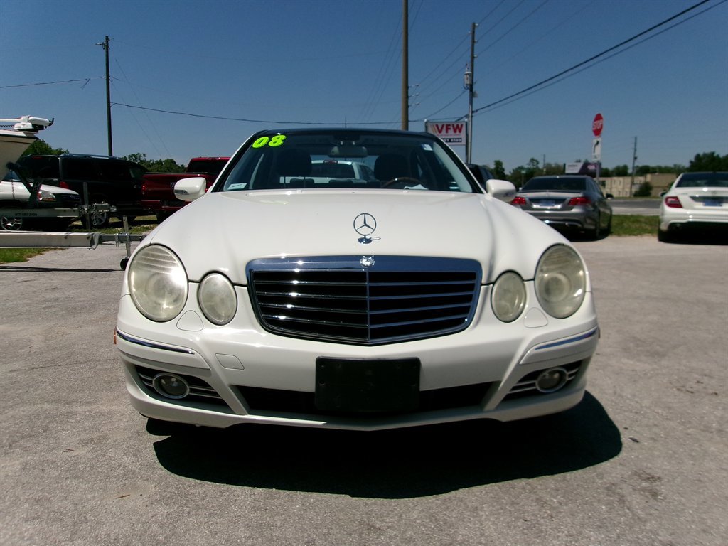 Used 2008 Mercedes-Benz E 350 4MATIC Sedan image 4