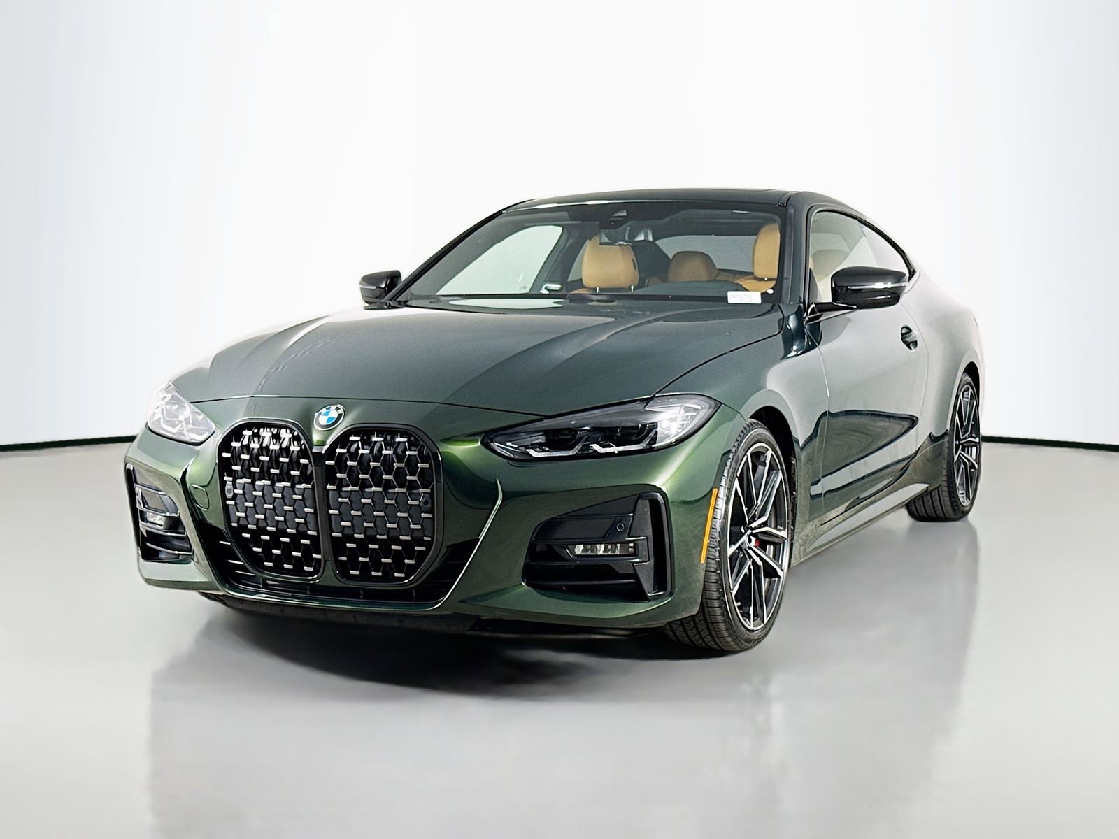 Certified 2023 BMW 430i 430i w/ M Sport Package image 3