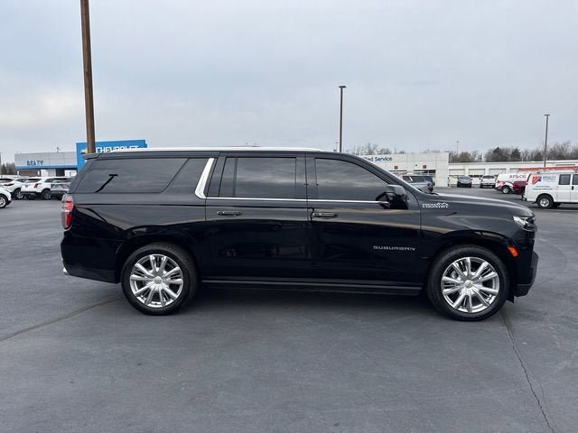 Used 2021 Chevrolet Suburban High Country AWD/4WD image 2