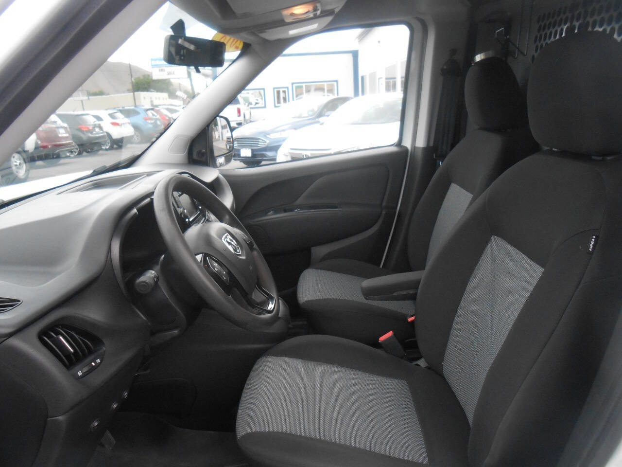 Used 2018 RAM ProMaster City Tradesman image 10