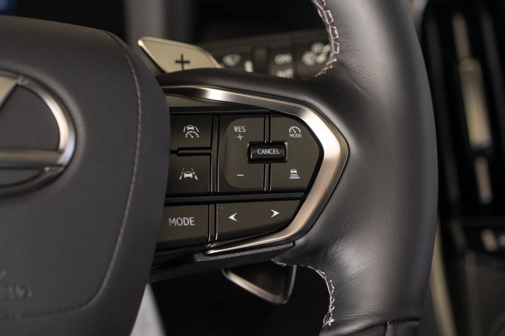 New 2026 Lexus LX 700h Luxury w/ Appearance Package AWD/4WD image 27