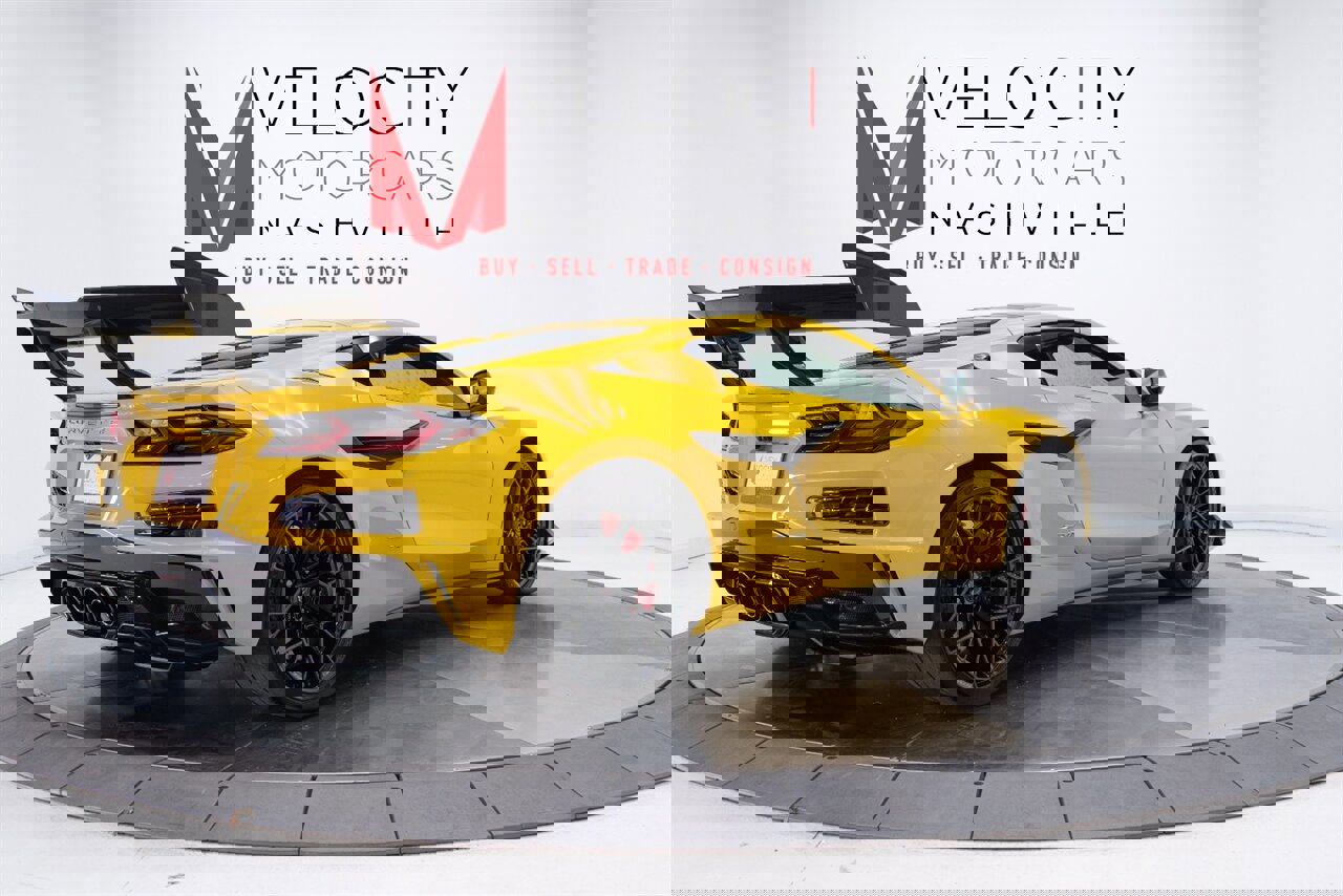 Used 2026 Chevrolet Corvette ZR1 w/ ZR1 Carbon Fiber Aero Package image 12