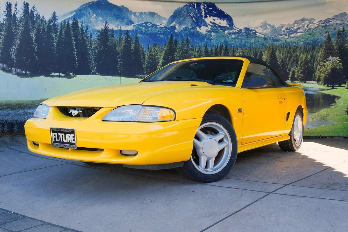 Used 1995 Ford Mustang GT RWD image 1