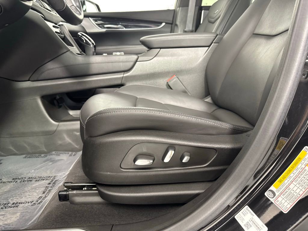 Used 2023 Cadillac XT5 Premium Luxury image 12