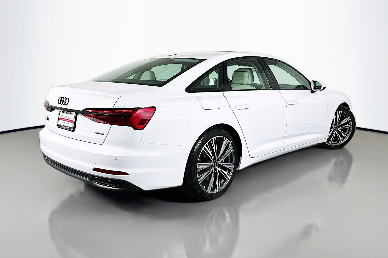Used 2023 Audi A6 Premium Plus w/ Premium Plus Package image 14