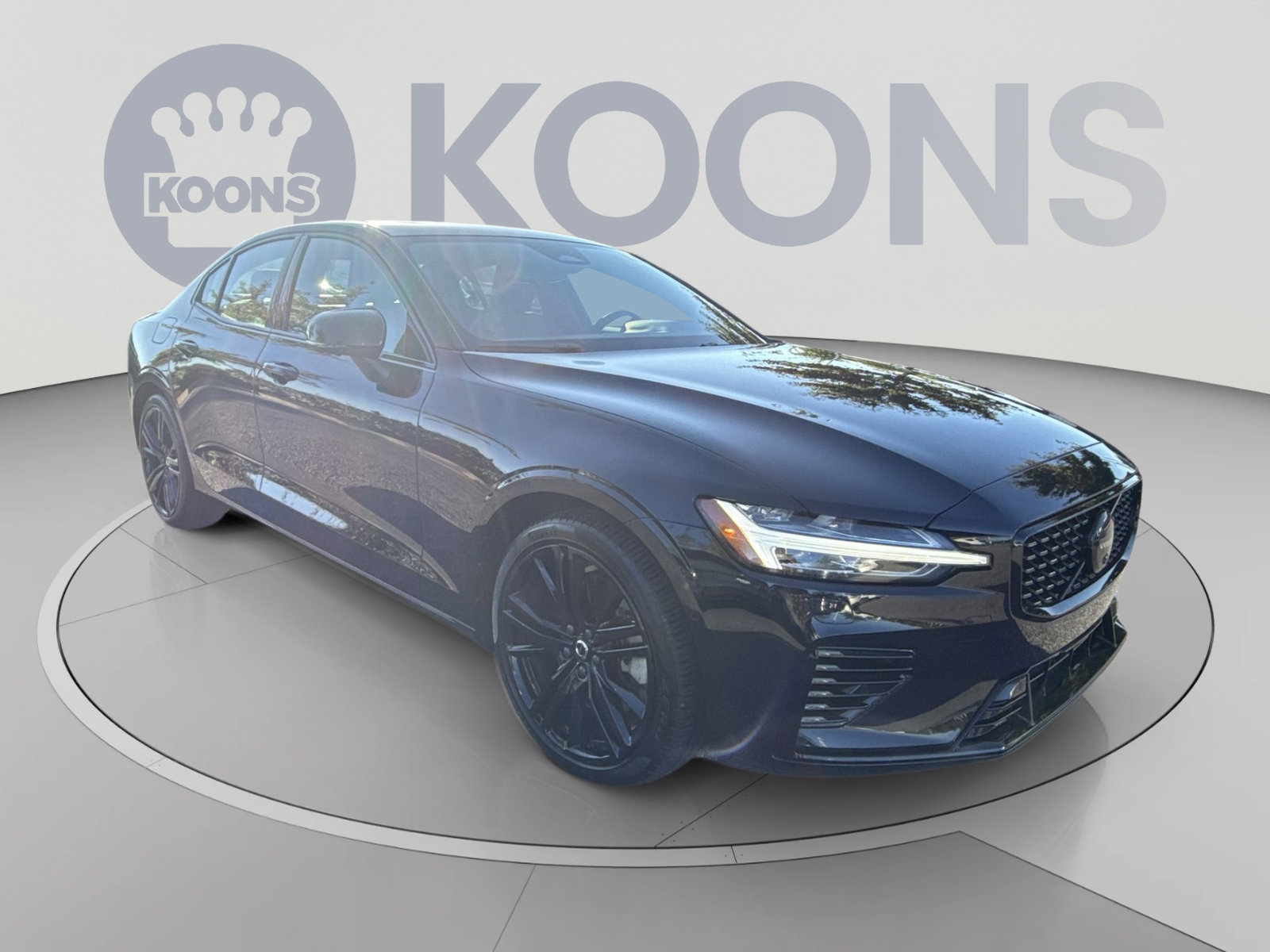 Certified 2024 Volvo S60 T8 Plus AWD/4WD image 10