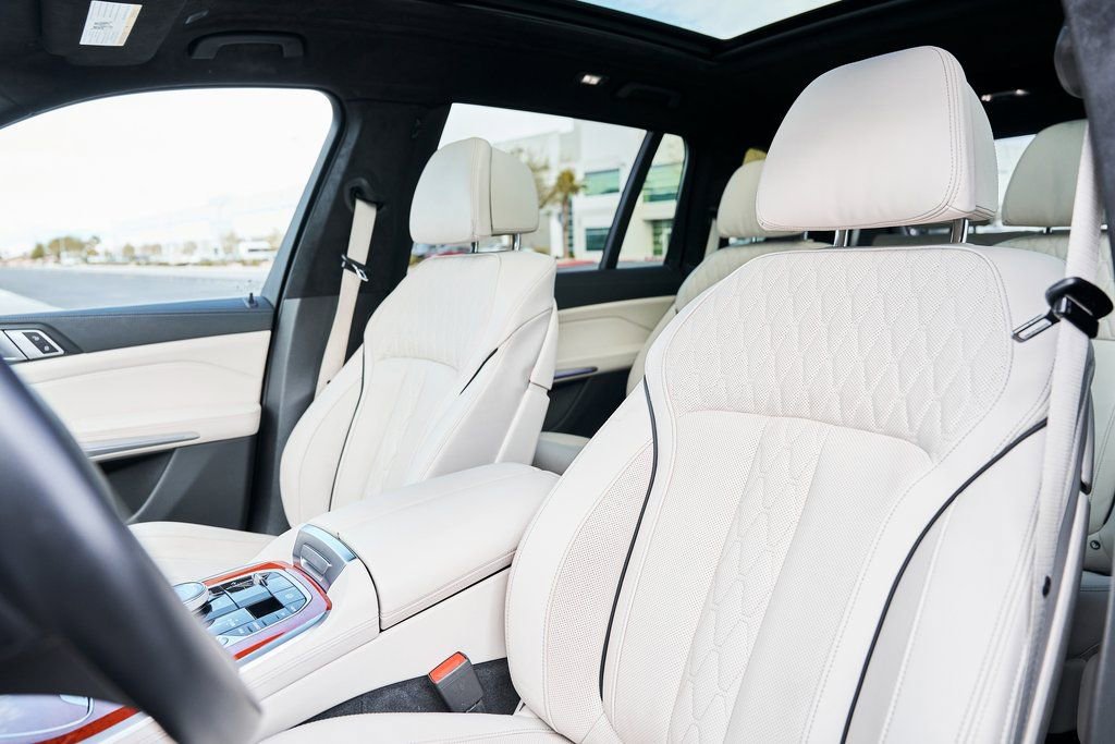 Used 2024 BMW ALPINA XB7 image 52