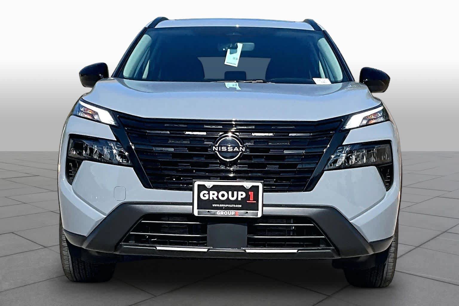New 2026 Nissan Rogue Dark Armor AWD/4WD image 3