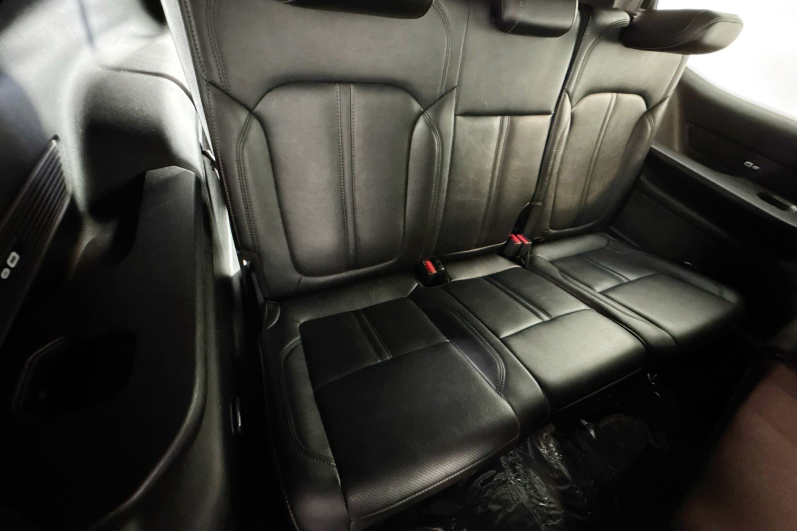 Used 2023 Jeep Wagoneer Series II image 32