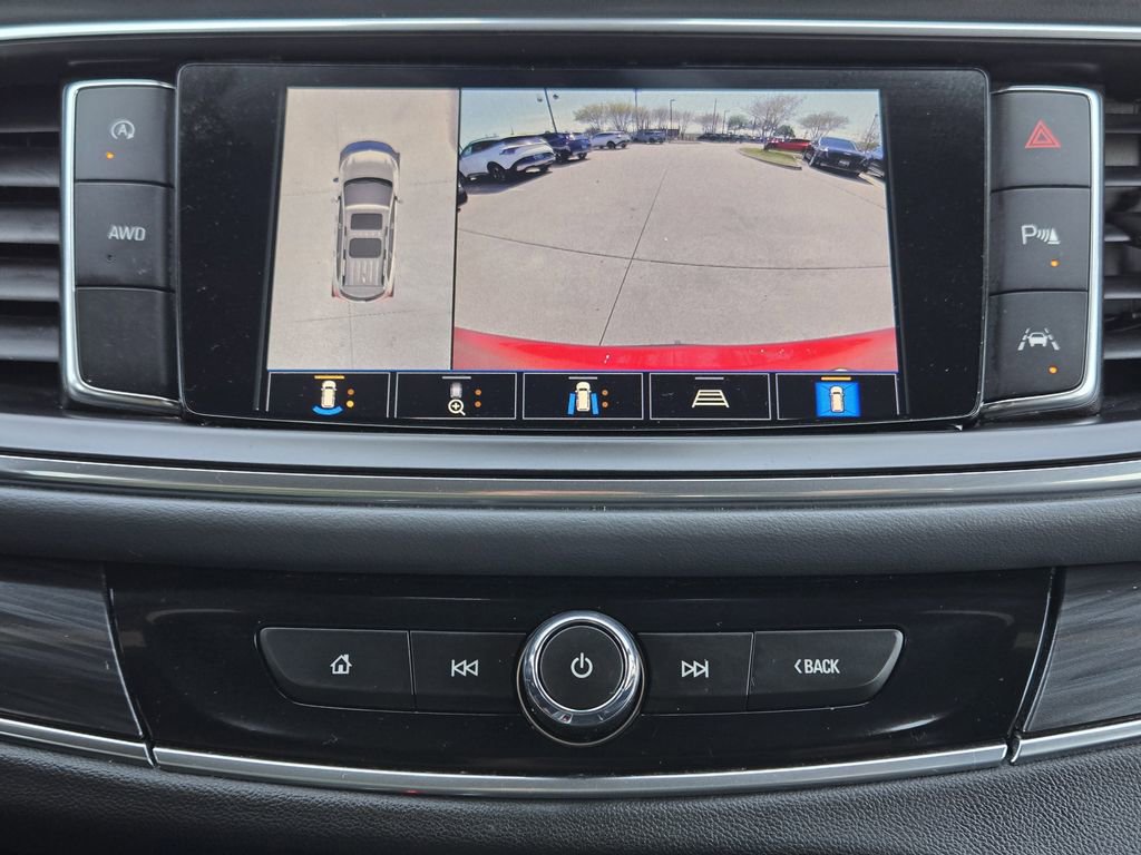 Used 2024 Buick Enclave Premium image 7