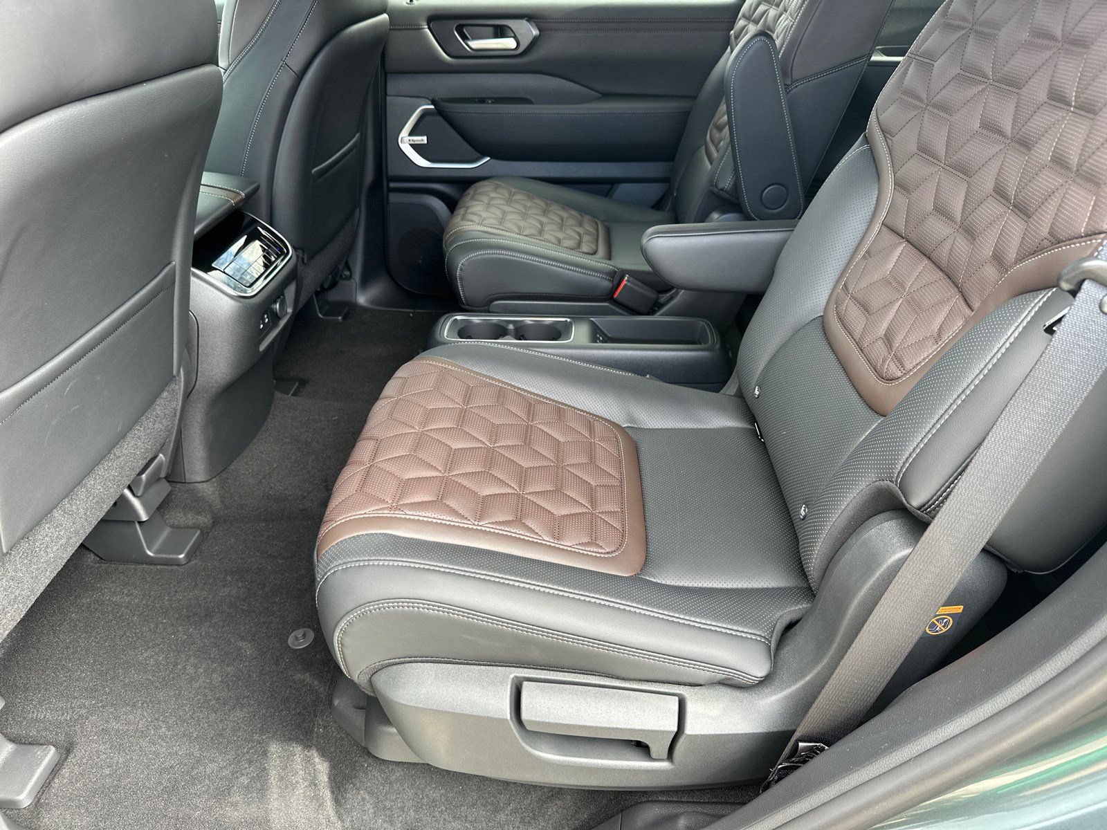 New 2026 Nissan Armada Platinum Reserve AWD/4WD image 24