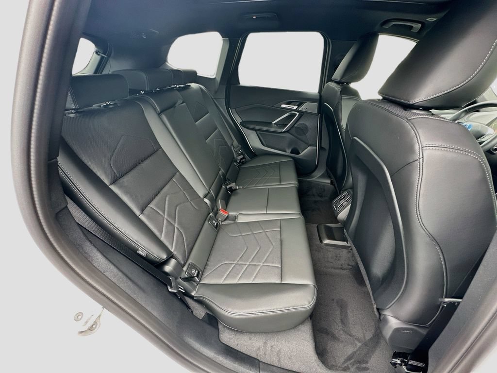 New 2027 BMW X1 xDrive28i AWD/4WD image 30