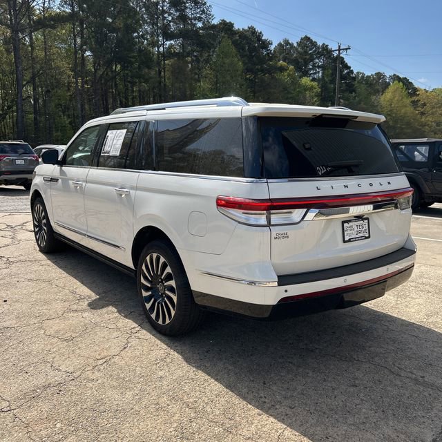 Used 2022 Lincoln Navigator L Black Label image 3