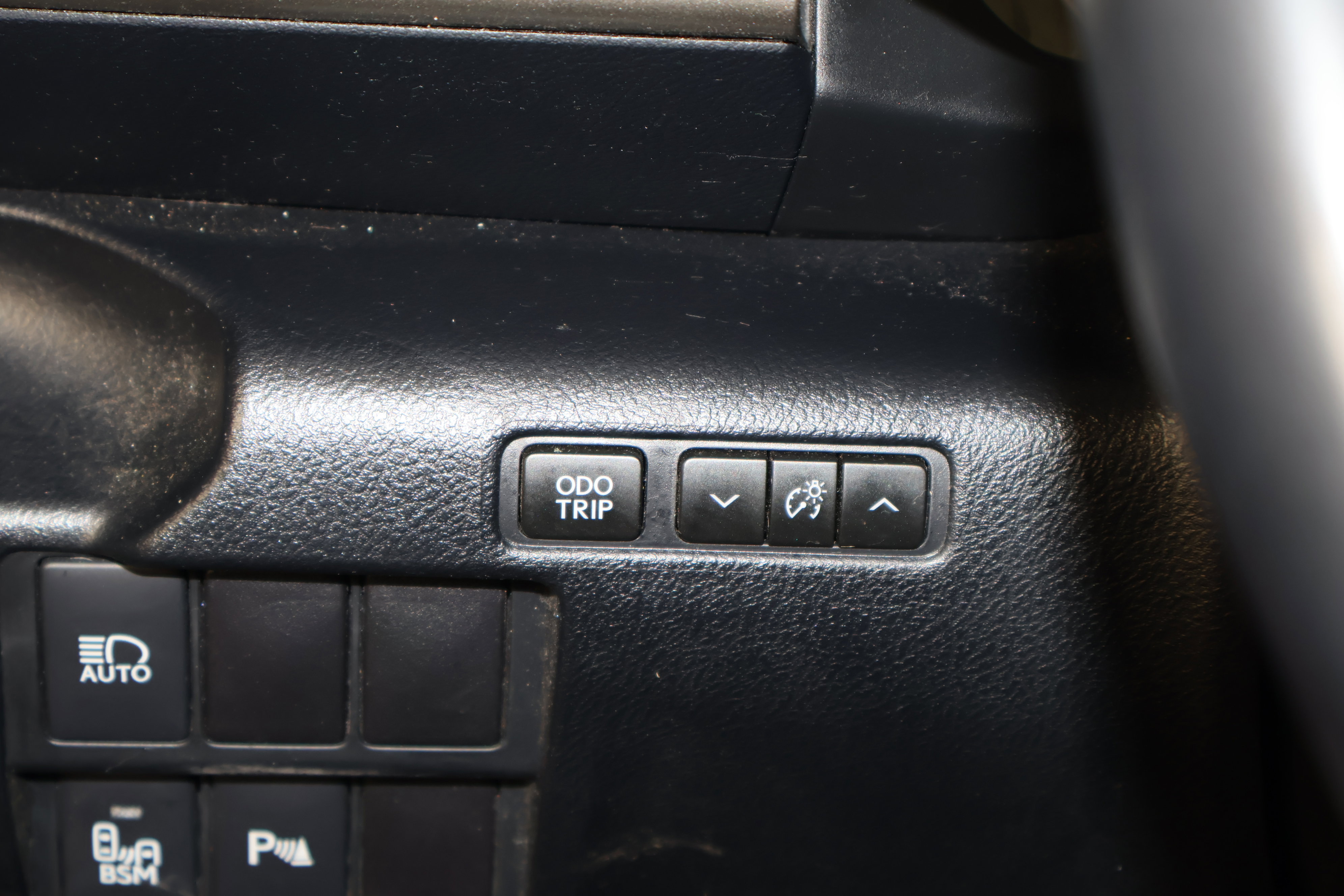 Used 2019 Lexus IS 300 w/ Premium Package image 37