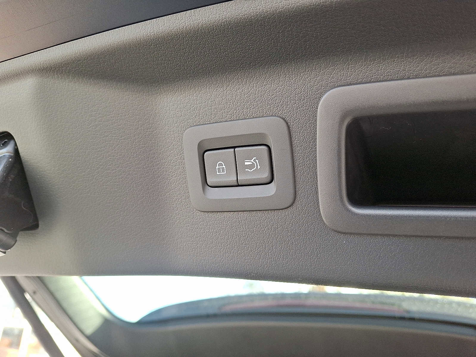 Used 2025 MAZDA CX-90 3.3 Turbo w/ Preferred Package image 28