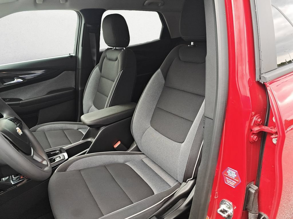 Used 2026 Chevrolet TrailBlazer LS w/ LS Convenience Package FWD image 24