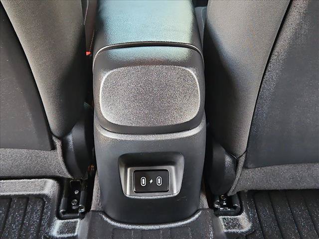 Used 2025 Hyundai Elantra Hybrid FWD image 17