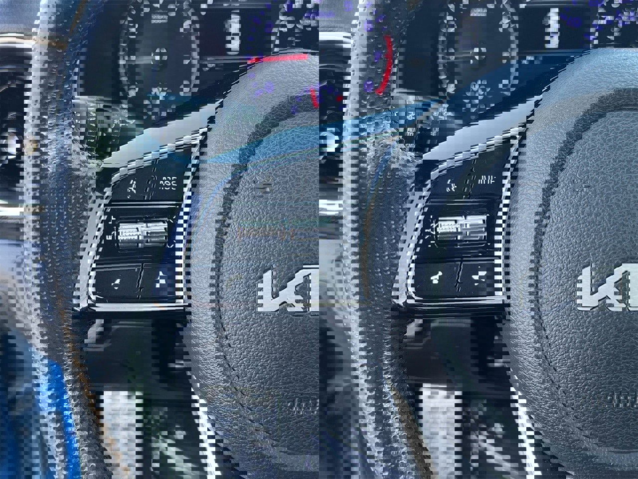 Used 2023 Kia Forte GT-Line w/ GT-Line Premium Package image 11