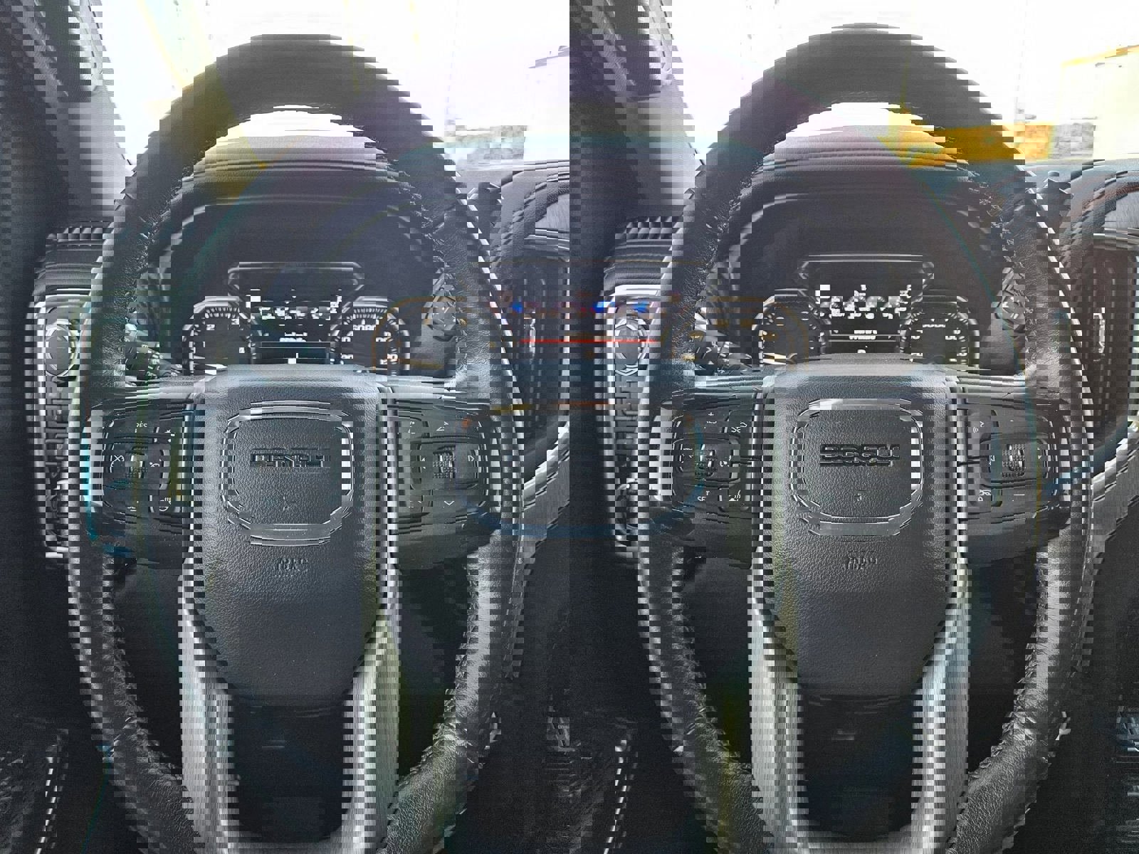 Used 2020 GMC Sierra 2500 Denali w/ Denali Ultimate Package image 11