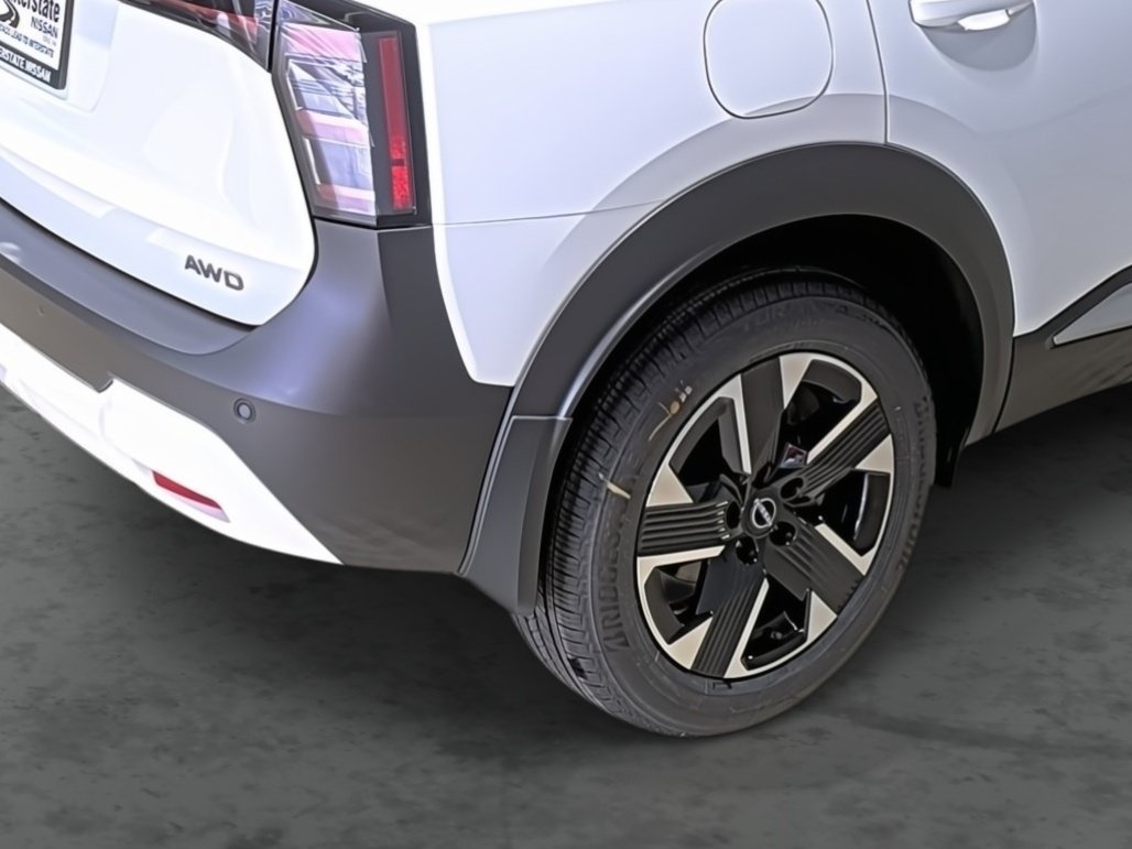 New 2026 Nissan Kicks SV w/ Cold Weather Package AWD/4WD image 13