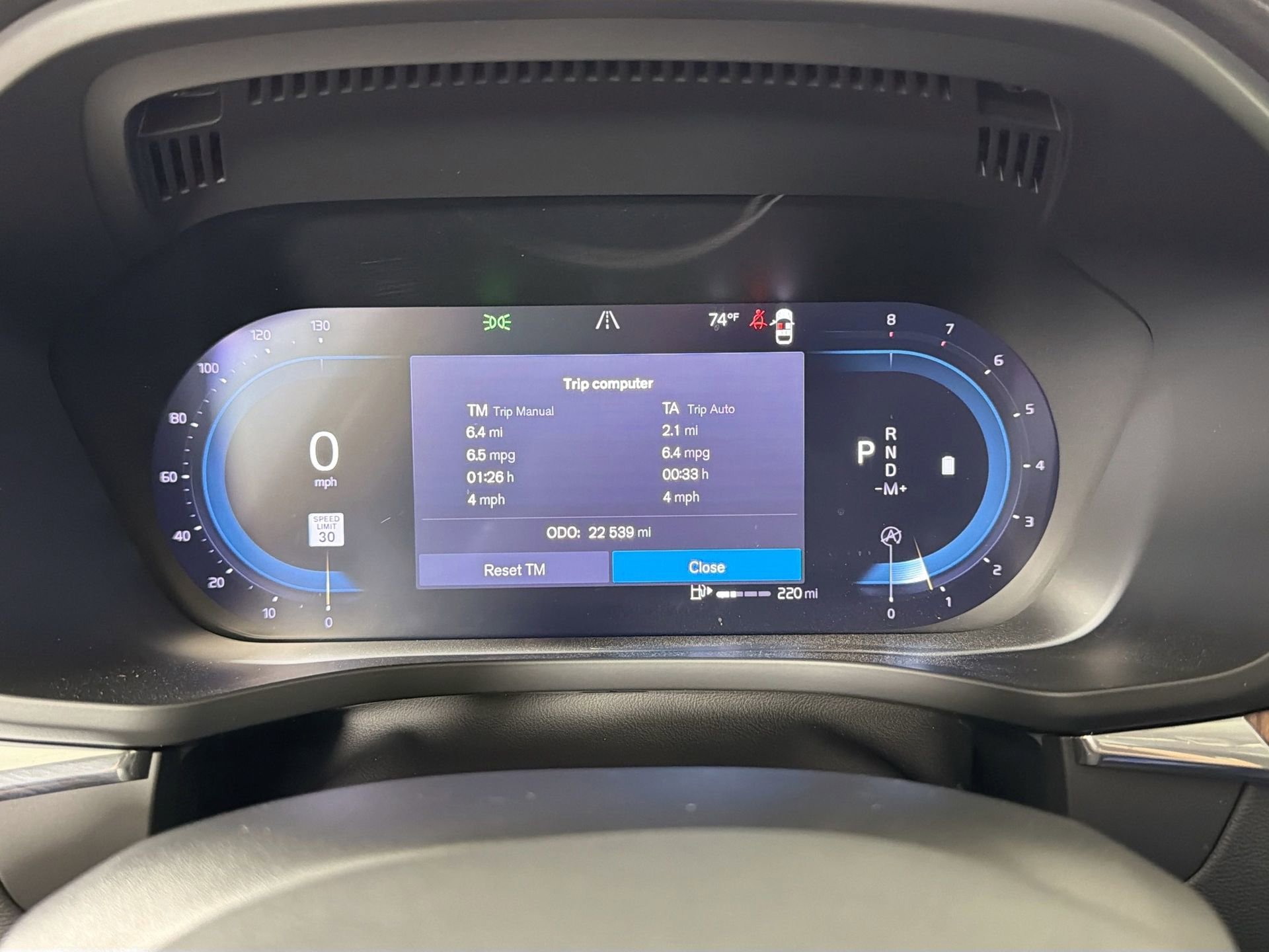 Certified 2023 Volvo XC60 B5 Ultimate image 11