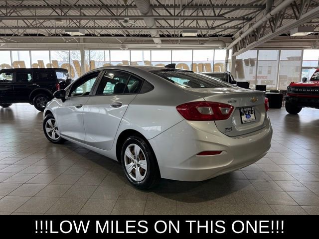 Used 2017 Chevrolet Cruze LS image 6