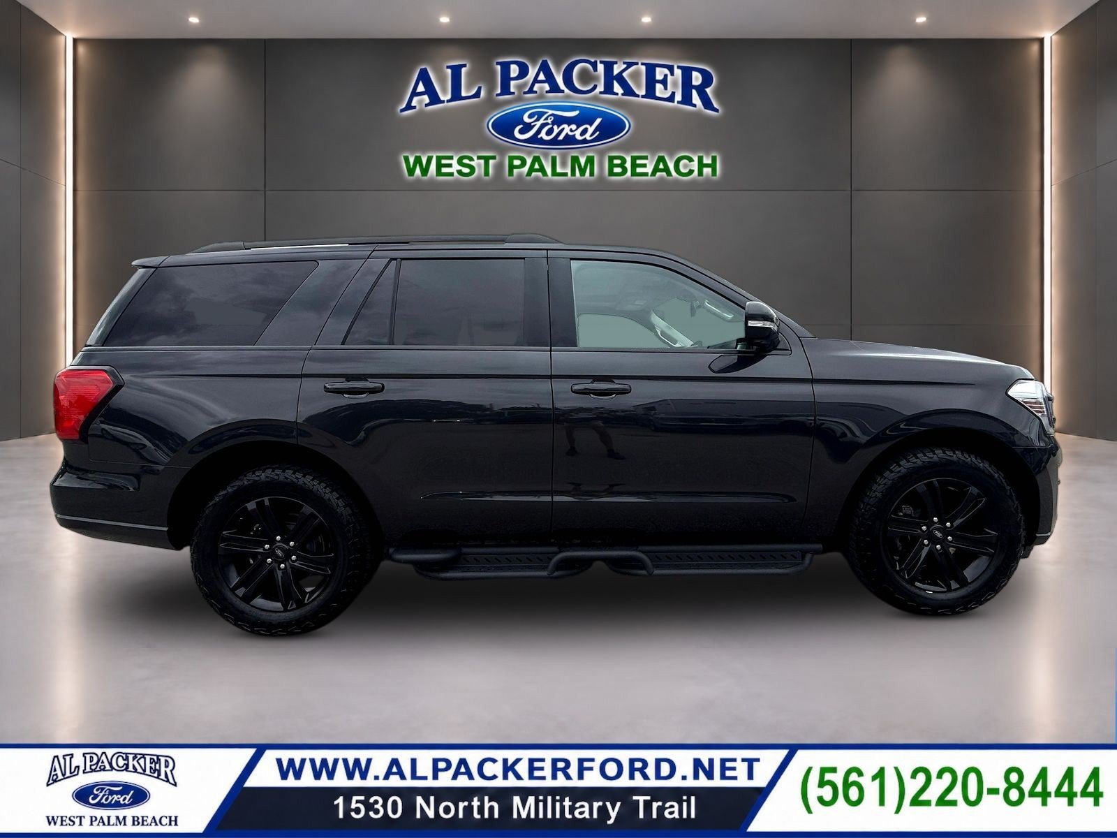 Certified 2023 Ford Expedition XLT RWD image 4