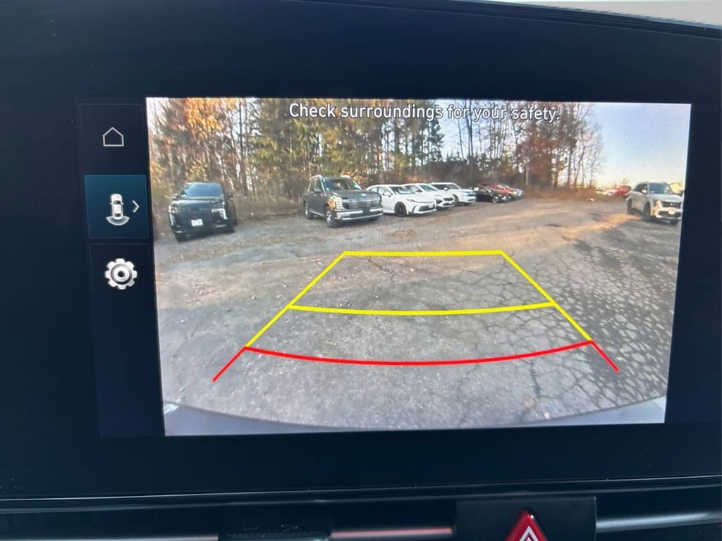 Certified 2023 Hyundai Elantra Limited image 29