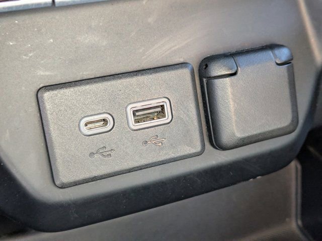 Used 2019 GMC Sierra 1500 SLT image 16