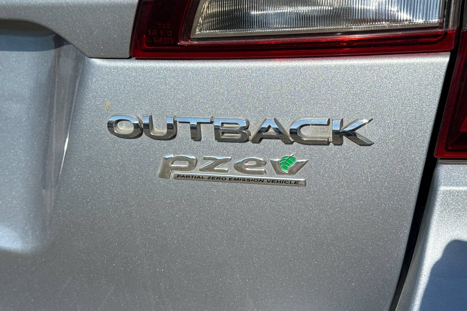 Used 2015 Subaru Outback 2.5i Premium AWD/4WD image 6