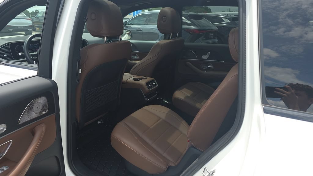 Certified 2024 Mercedes-Benz GLS 450 4MATIC image 25