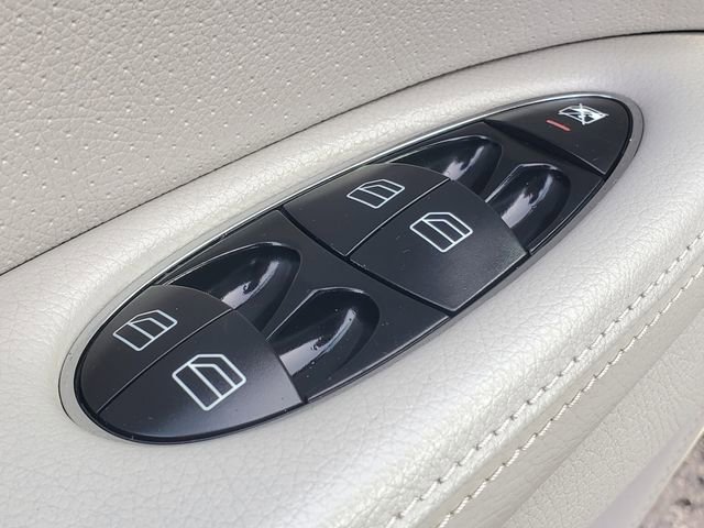 Used 2006 Mercedes-Benz E 350 4MATIC Wagon image 9