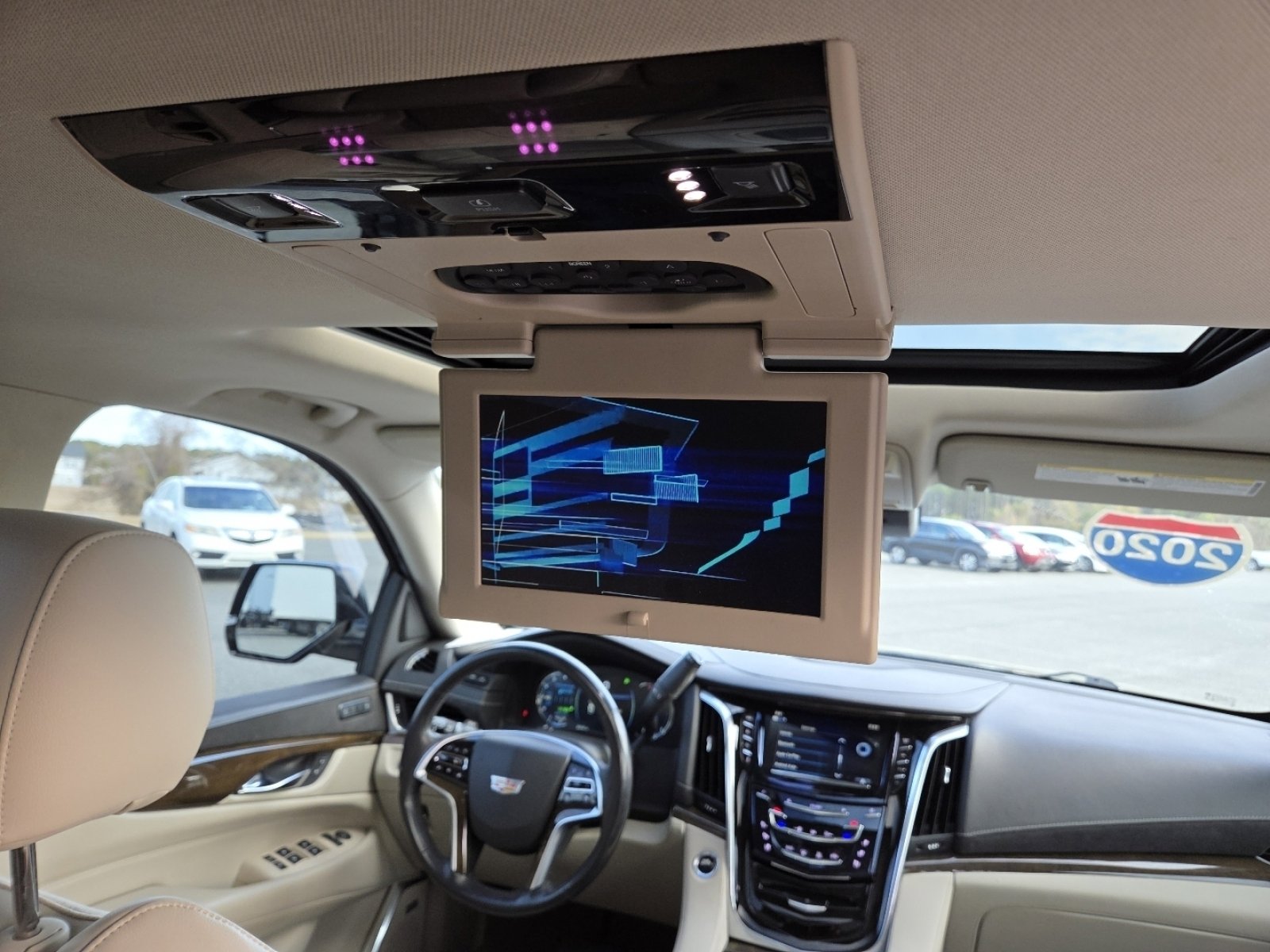 Used 2020 Cadillac Escalade Premium Luxury image 32