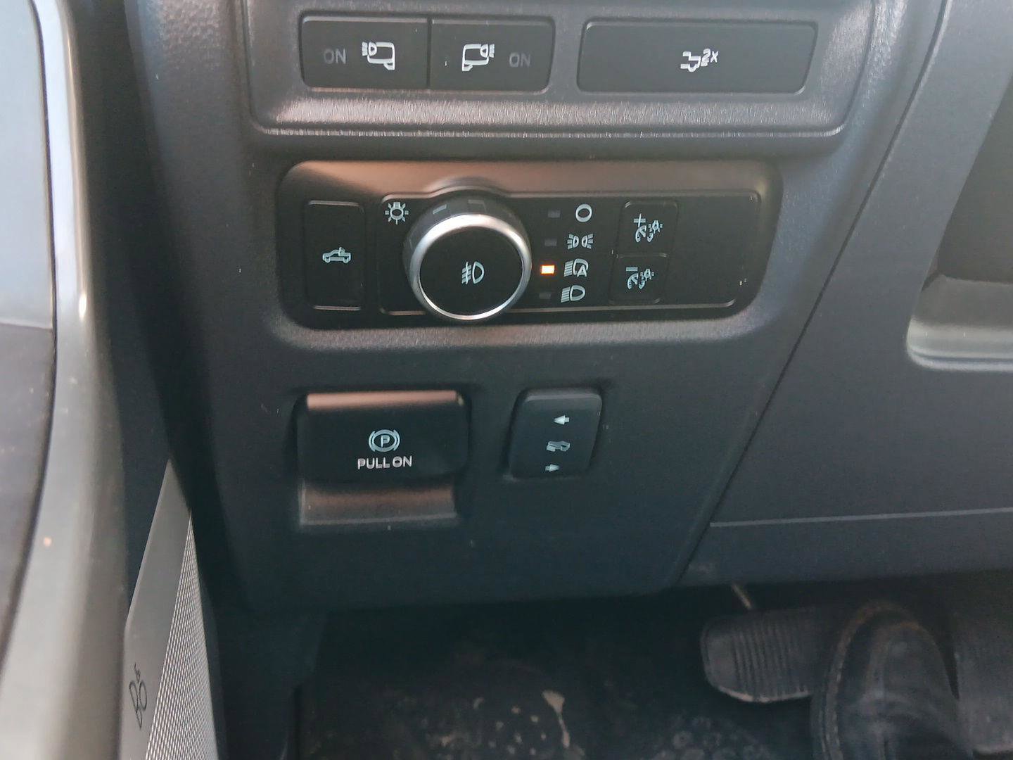 Used 2024 Ford F150 XLT w/ Equipment Group 302A MID image 21