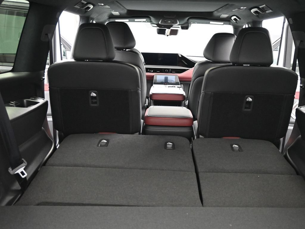New 2026 INFINITI QX80 Autograph AWD/4WD image 13