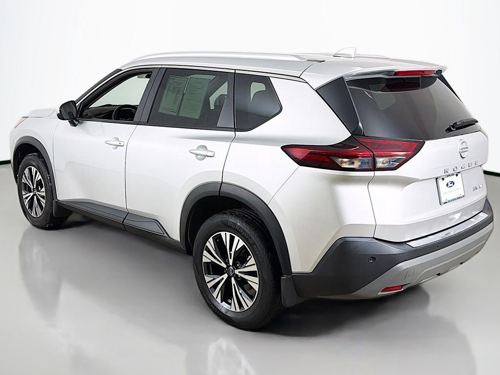 Used 2023 Nissan Rogue SV w/ SV Premium Package image 7