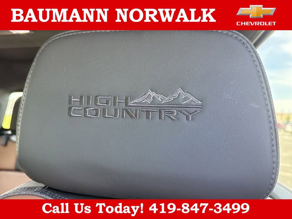 Used 2022 Chevrolet Silverado 2500 High Country w/ Z71 Off-Road Package AWD/4WD image 27