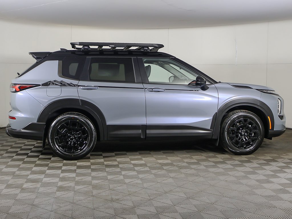 New 2026 Mitsubishi Outlander AWD image 20