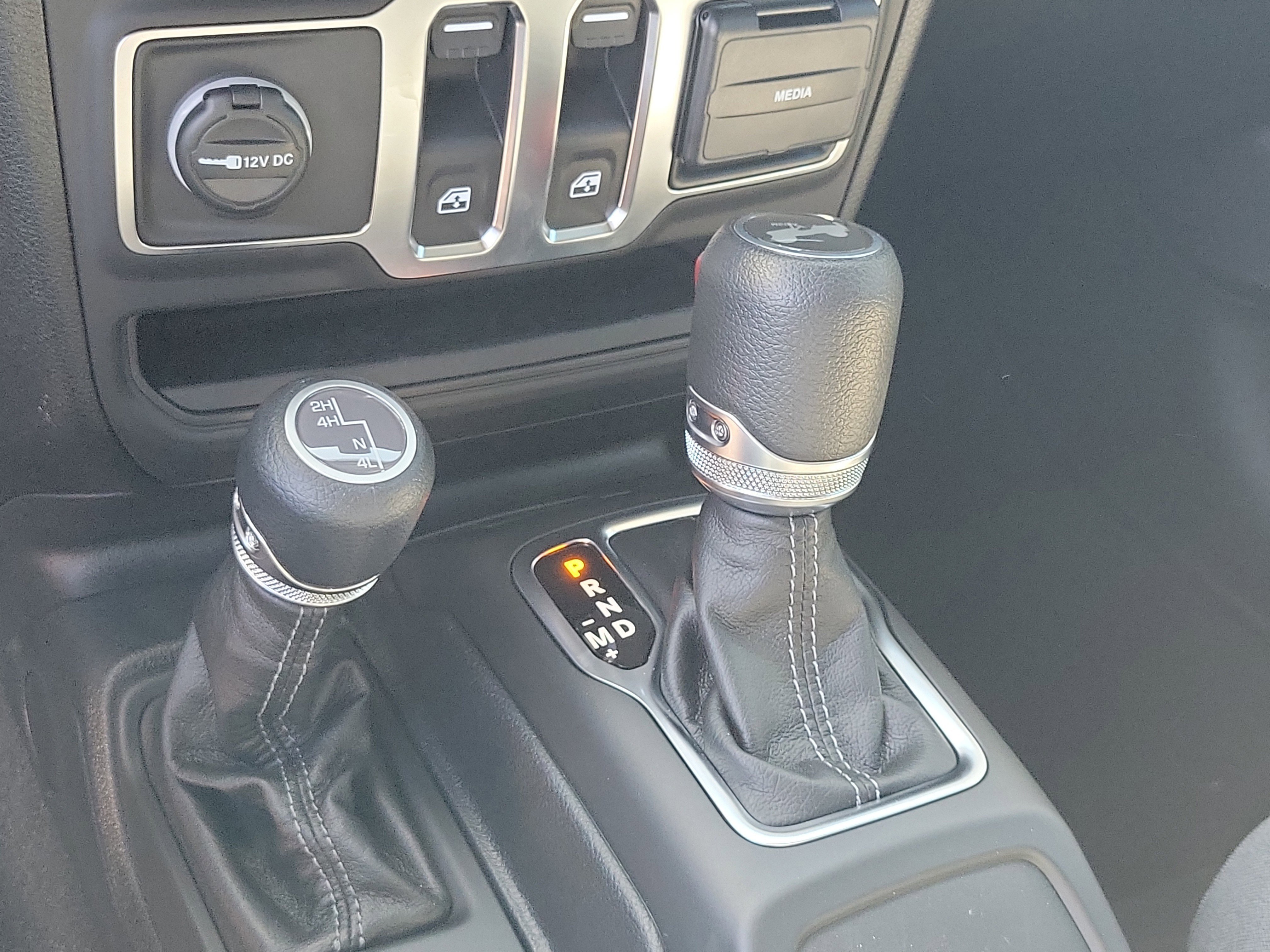 New 2026 Jeep Wrangler Sport AWD/4WD image 19
