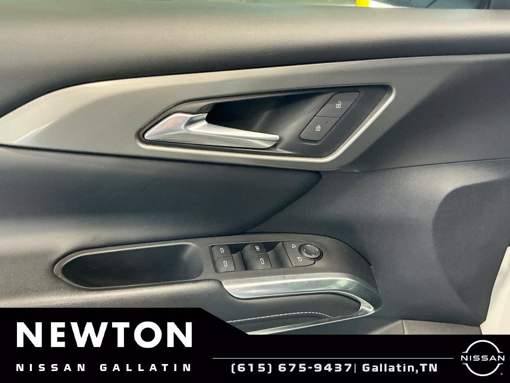 Used 2024 Chevrolet Traverse LT FWD image 44