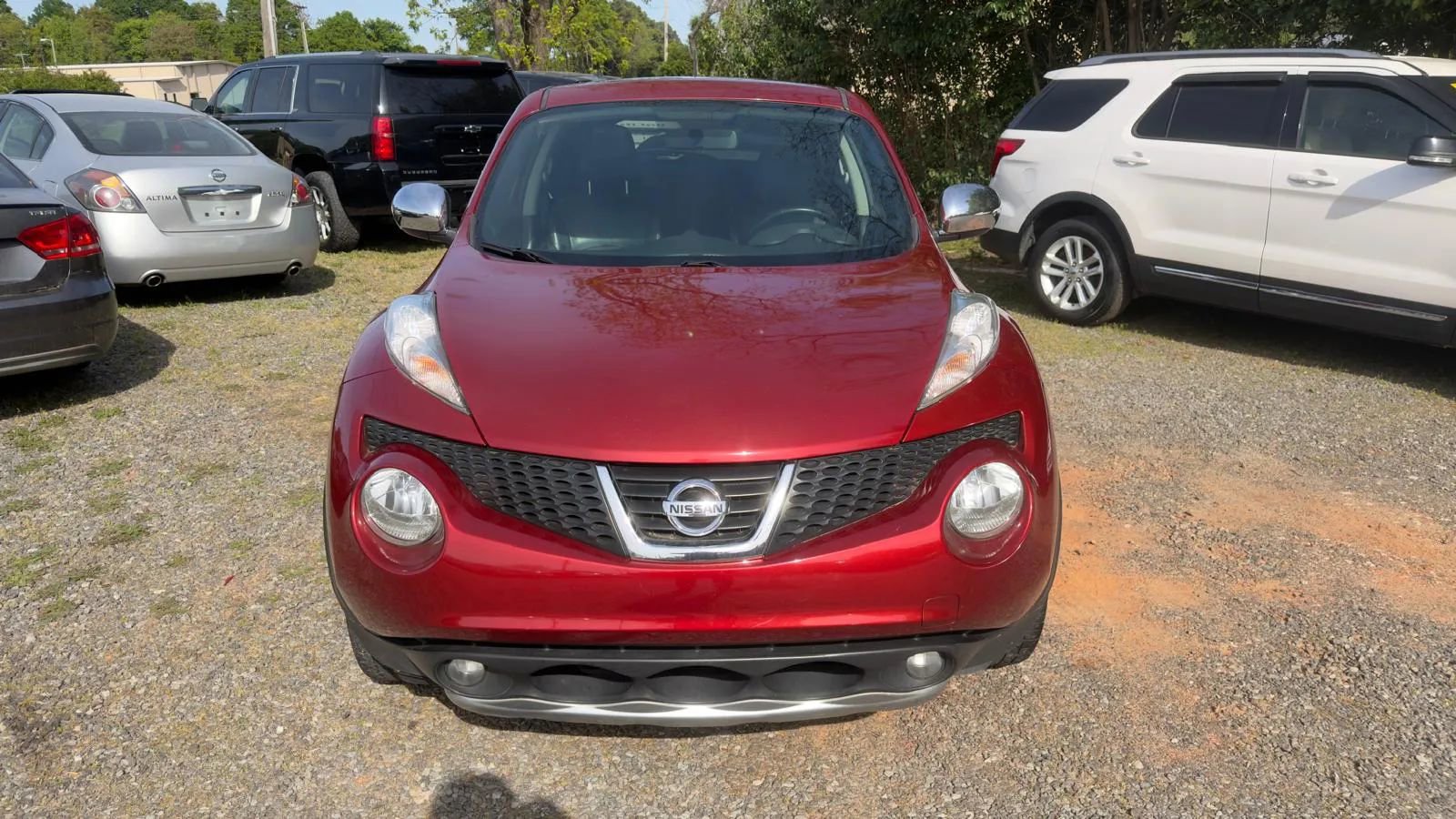 Used 2014 Nissan Juke SL w/ Premium Appearance Package image 2