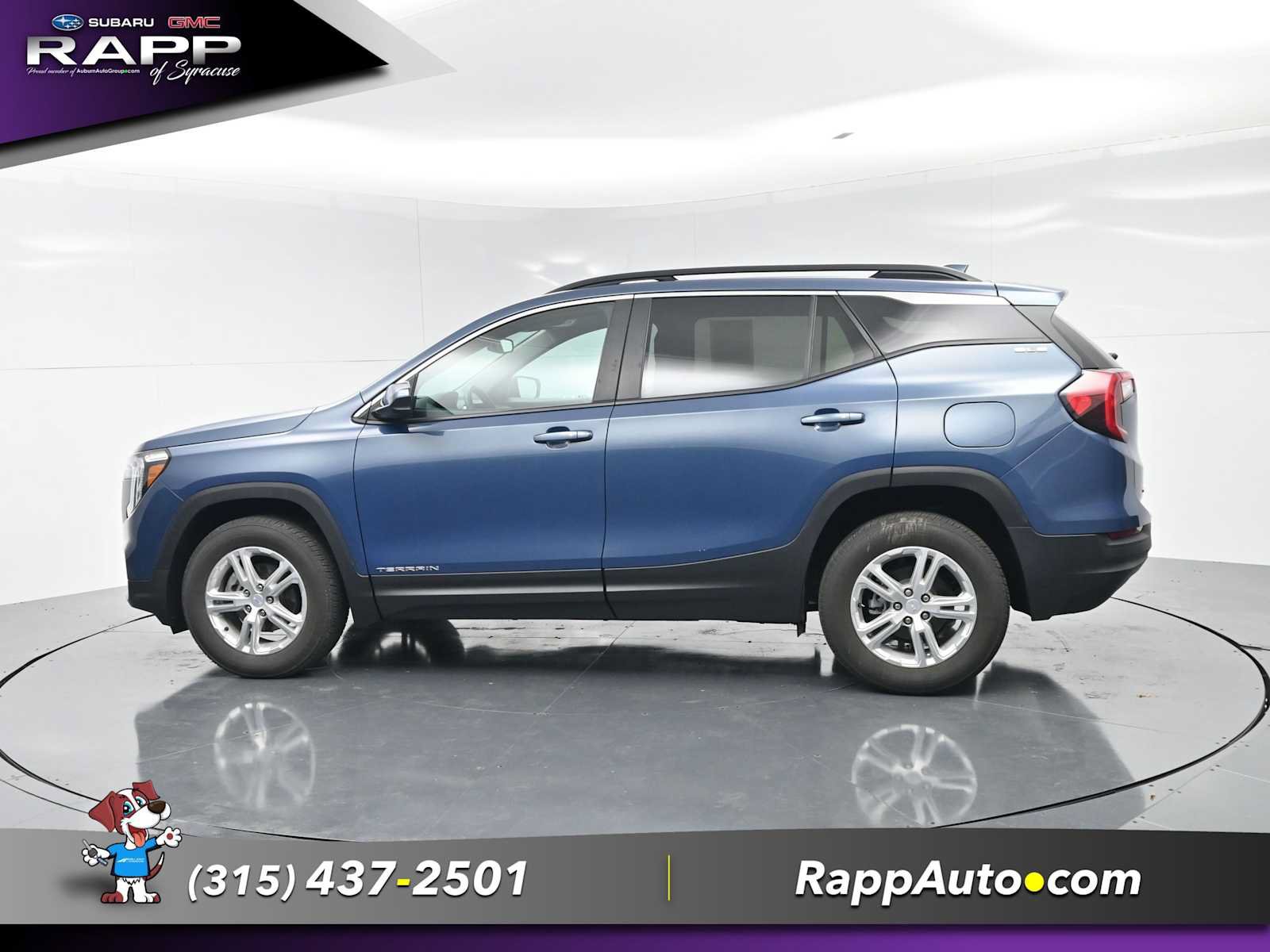 Used 2024 GMC Terrain SLE w/ Driver Convenience Package AWD/4WD image 2