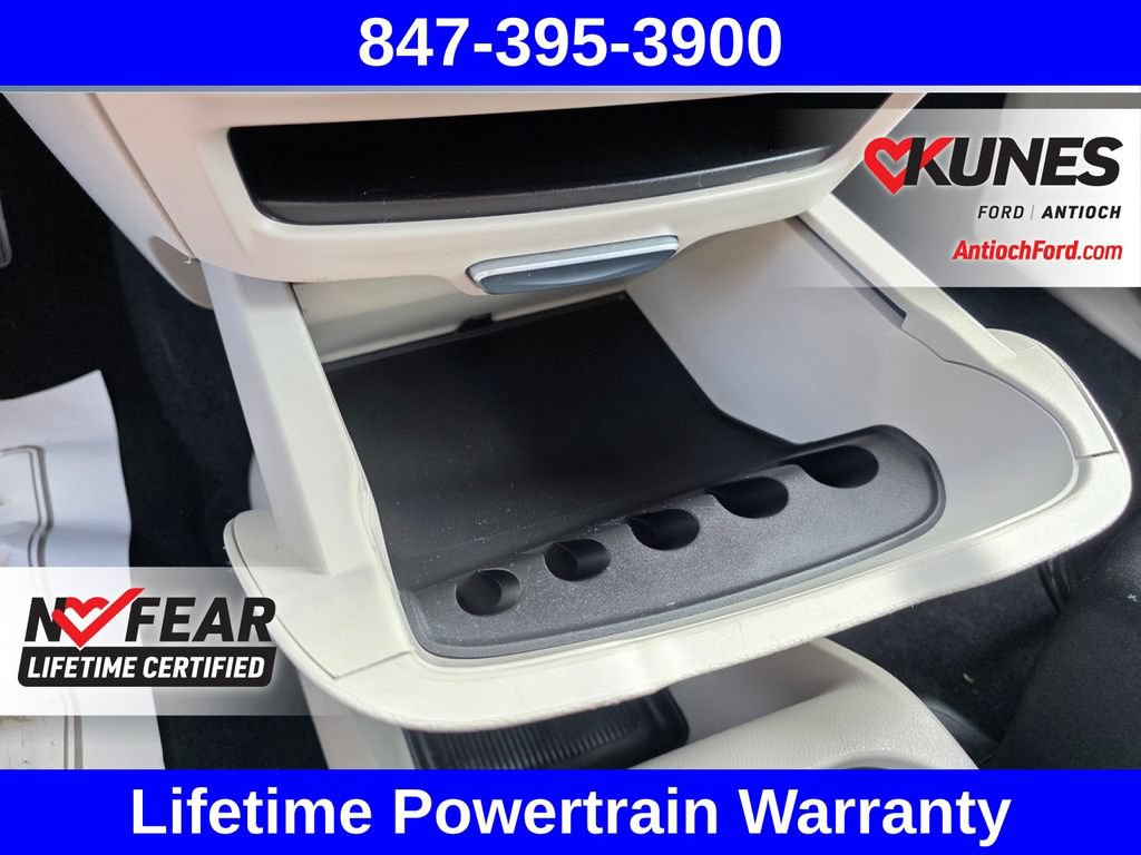 Used 2023 Chrysler Voyager LX FWD image 53